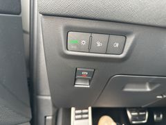 SKODA Sportline 2.0 TSI 4x4 Standheizung AHK_Pano