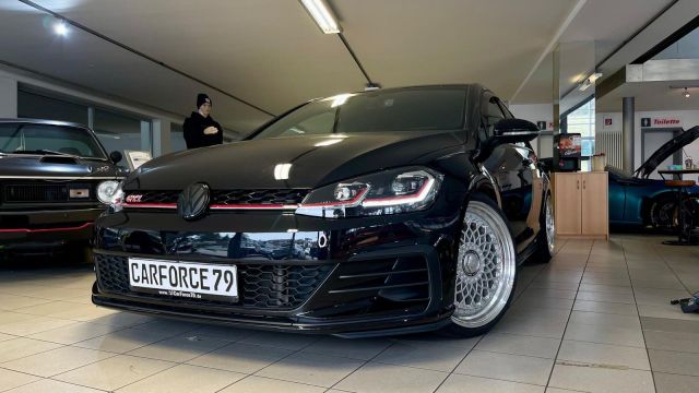 Volkswagen Golf VII GTI PERFORMANCE DSG LED KLIMA VOLLDIGI.