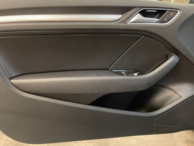 Audi A3 S line *Sportpaket*Klima*Xenon*PDC*Navi*SHZ*