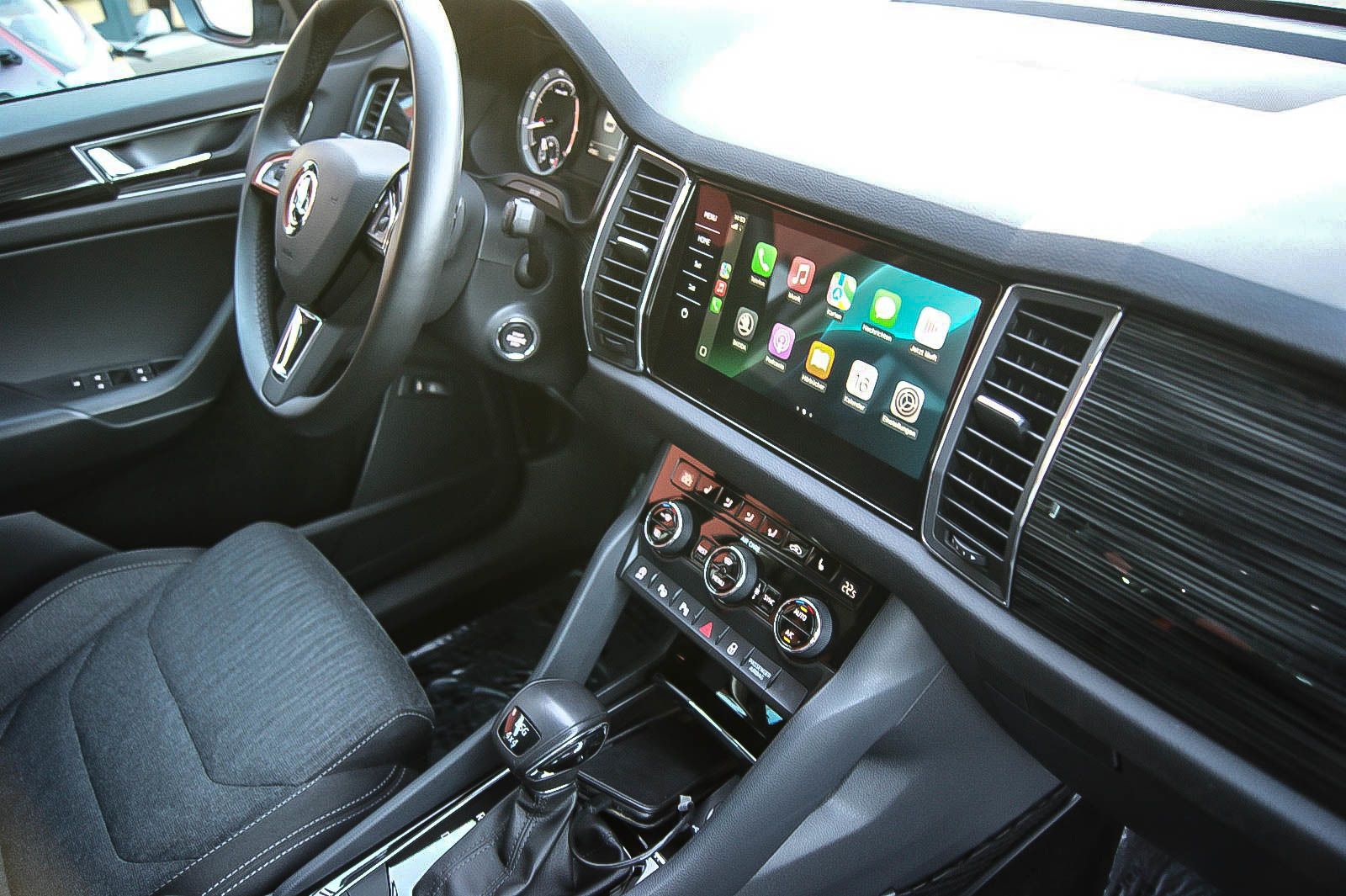 Fahrzeugabbildung SKODA Kodiaq 2.0 TSI Style 4x4 DSG LED 7 SITZE