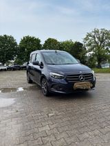Mercedes-Benz T-Class 180 d Standard Style - Mercedes-Benz mit Diesel-Antrieb: Class
