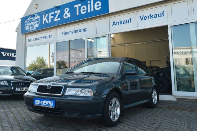 Skoda Octavia 1.6 Klimaanlage 8x bereift AHK