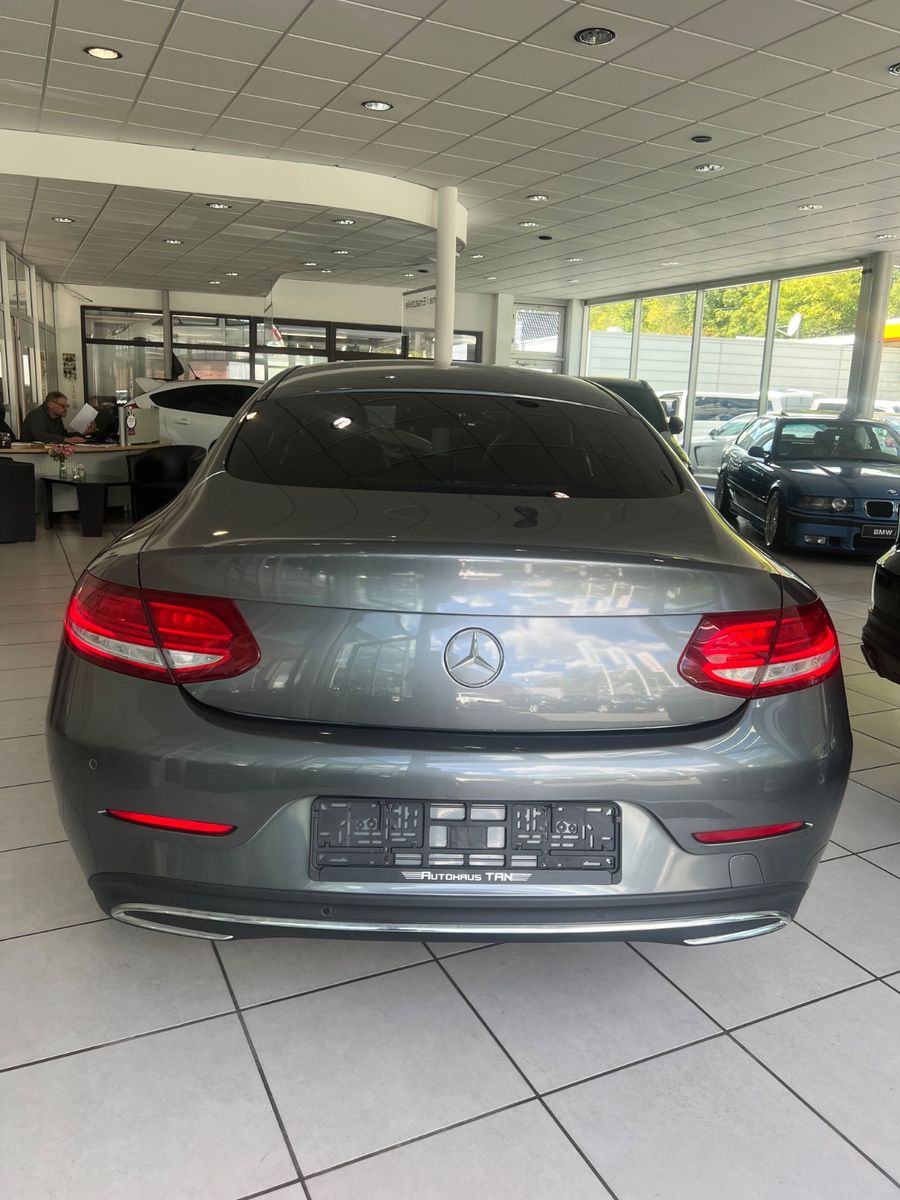 Fahrzeugabbildung Mercedes-Benz C 250 d Coupe *LED*LEDER* Burmester *