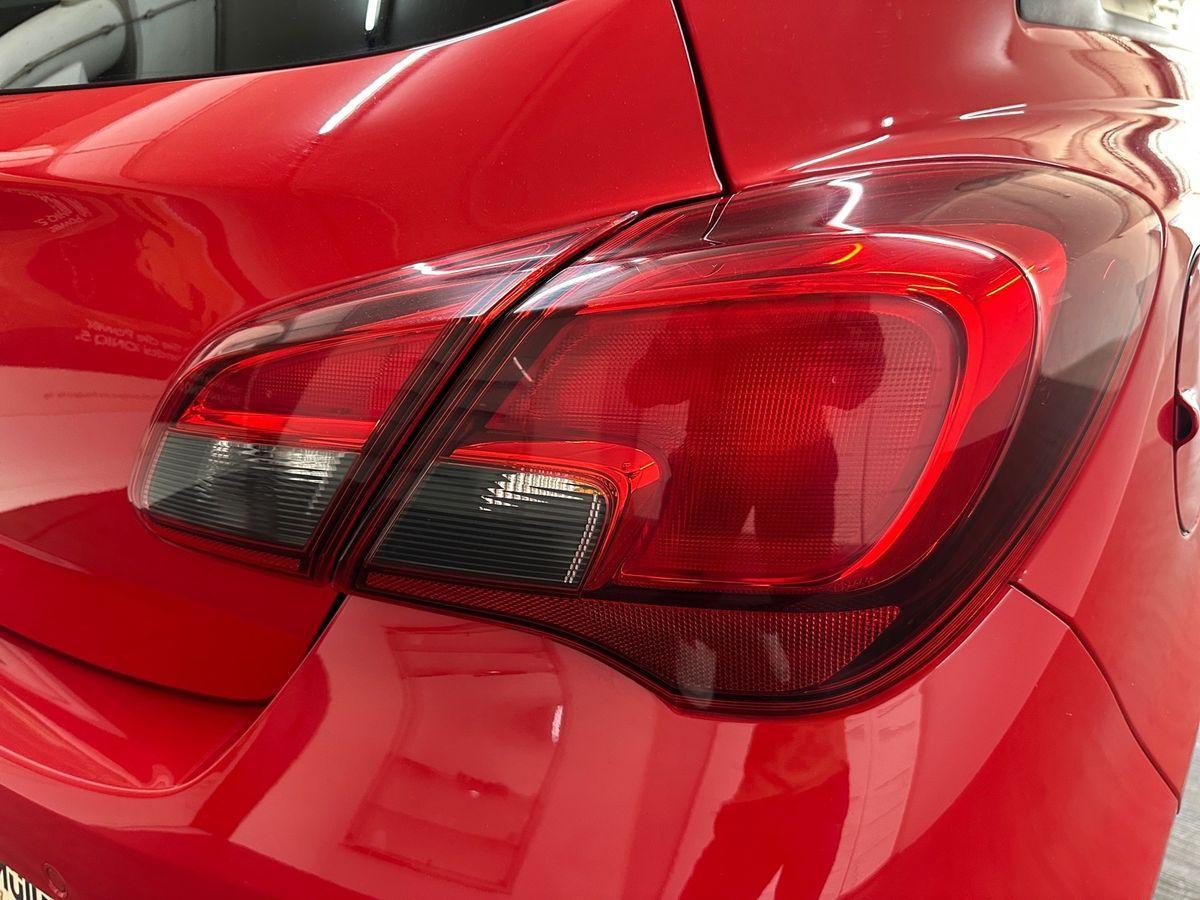Opel Corsa E 1.4 Active OPC Line+PDC+BI-XENON+CarPlay