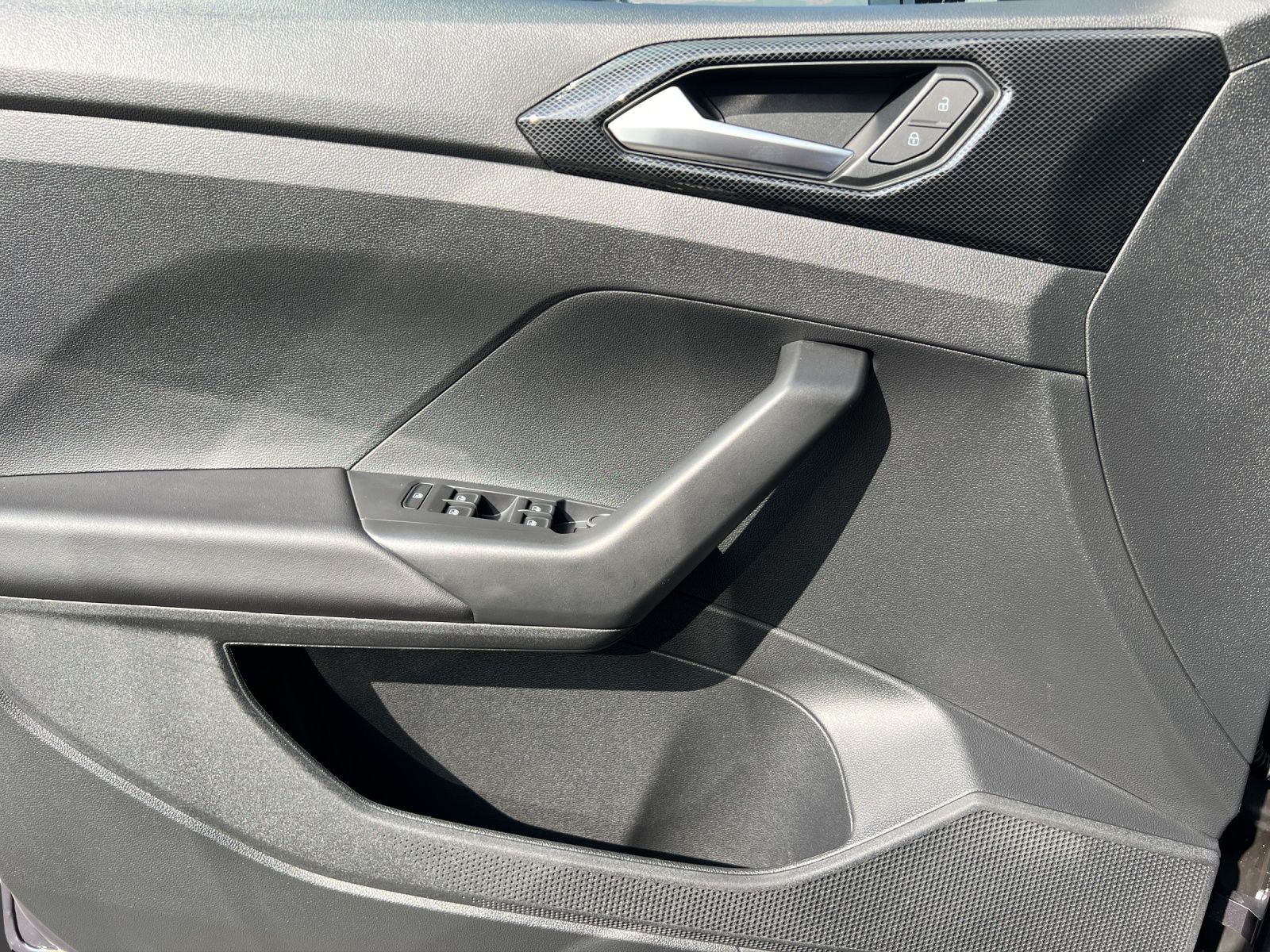 T-Cross Life 1.0 TSI*LED*AHK*ACC*Navi