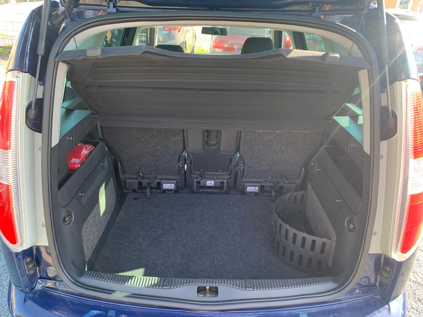 Skoda Roomster 2009 — photo 15