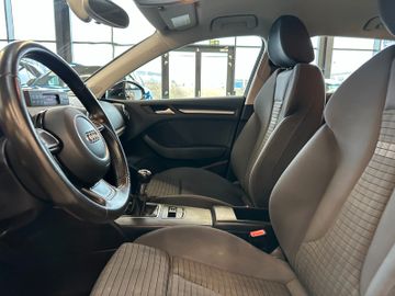 Audi A3 Sportback ambition *1. Hand*AHK*Klima*Radio*