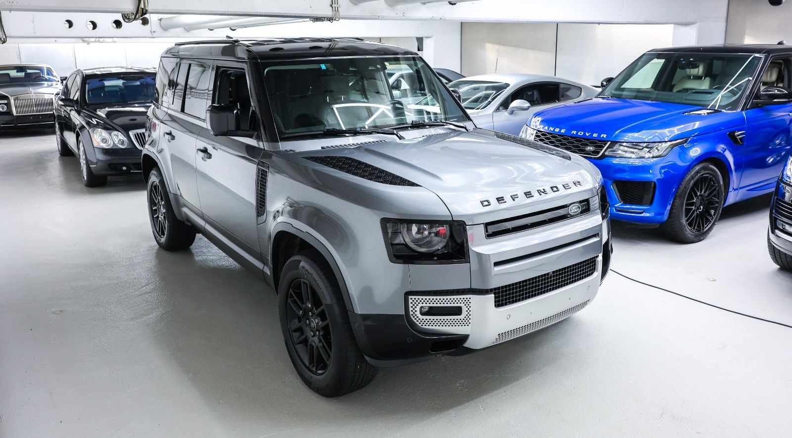 Land Rover Defender 110 SE 7 Seats foto 1