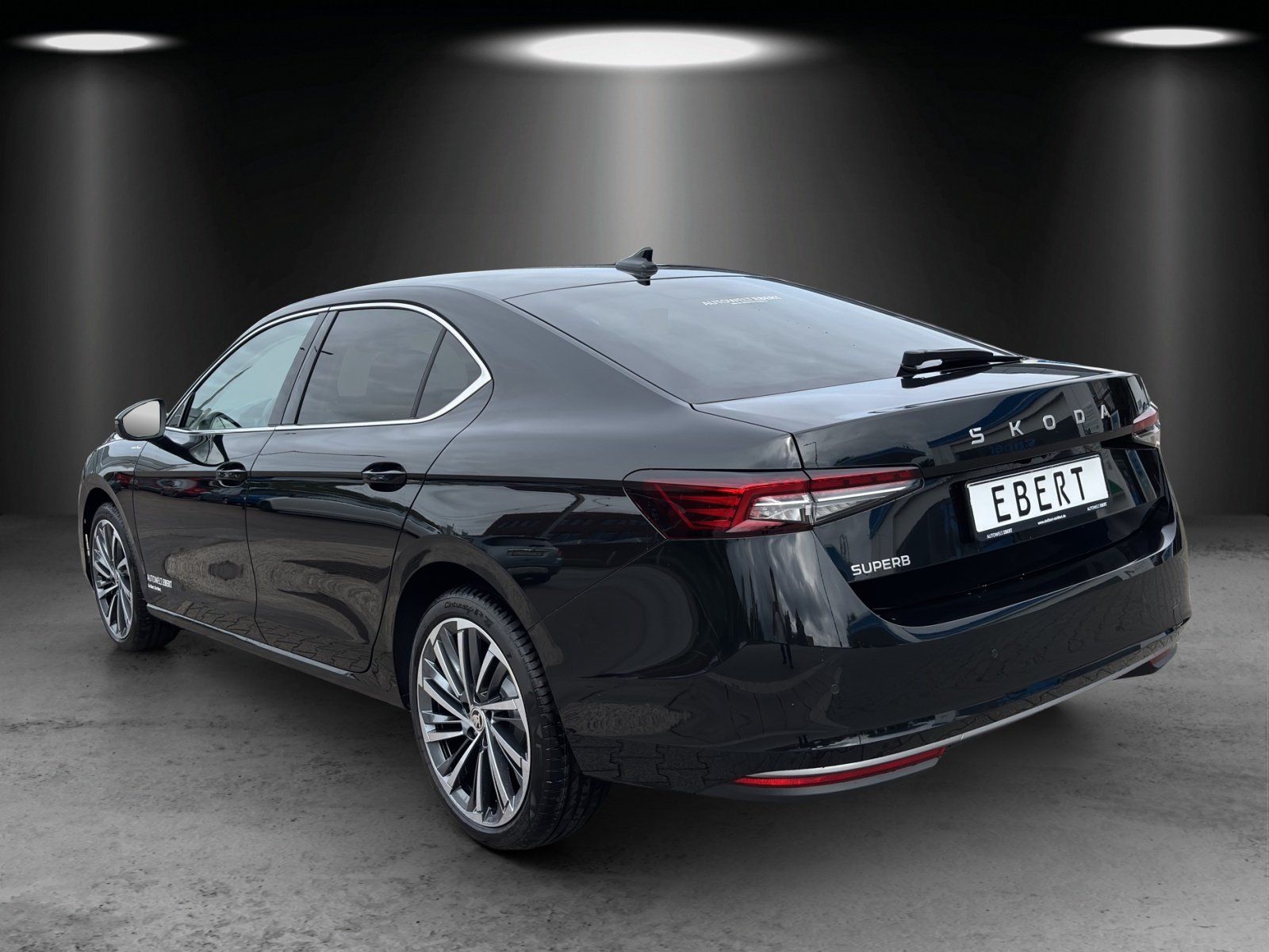 Skoda Superb 2.0 TDI L&K/HUD/KAMERA/CANTON/ACC/DCC/ foto 3