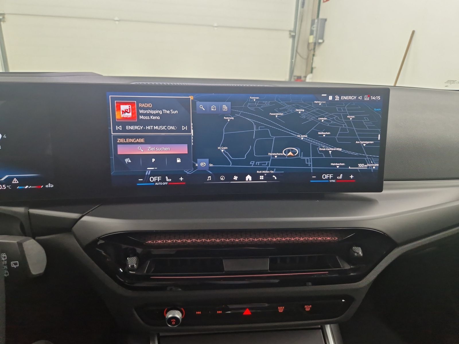 BMW 318 i Touring Navi LED SHZ Allwetter – Bild 17