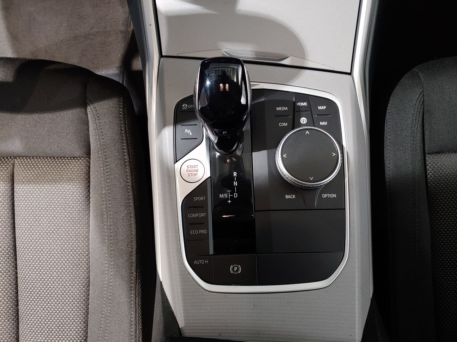 BMW 318d HiFi/RFK/Dr.Assist/Advantage foto 11