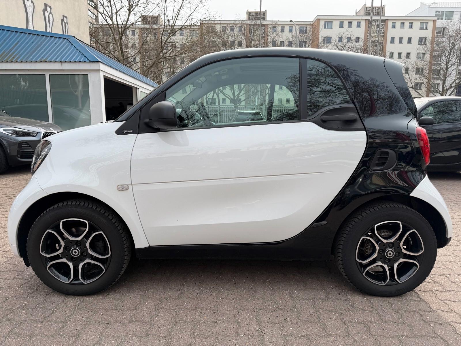 Smart fortwo TWIN passion*LED*KLIMA*PANO*NAVI*SHZ*
