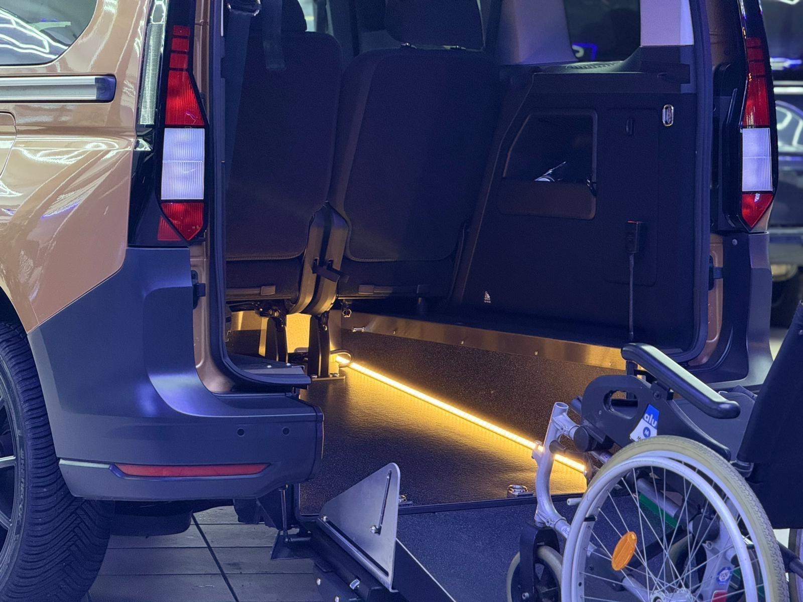 Volkswagen Caddy V Behindertengerecht-Rampe, миниатюра 23