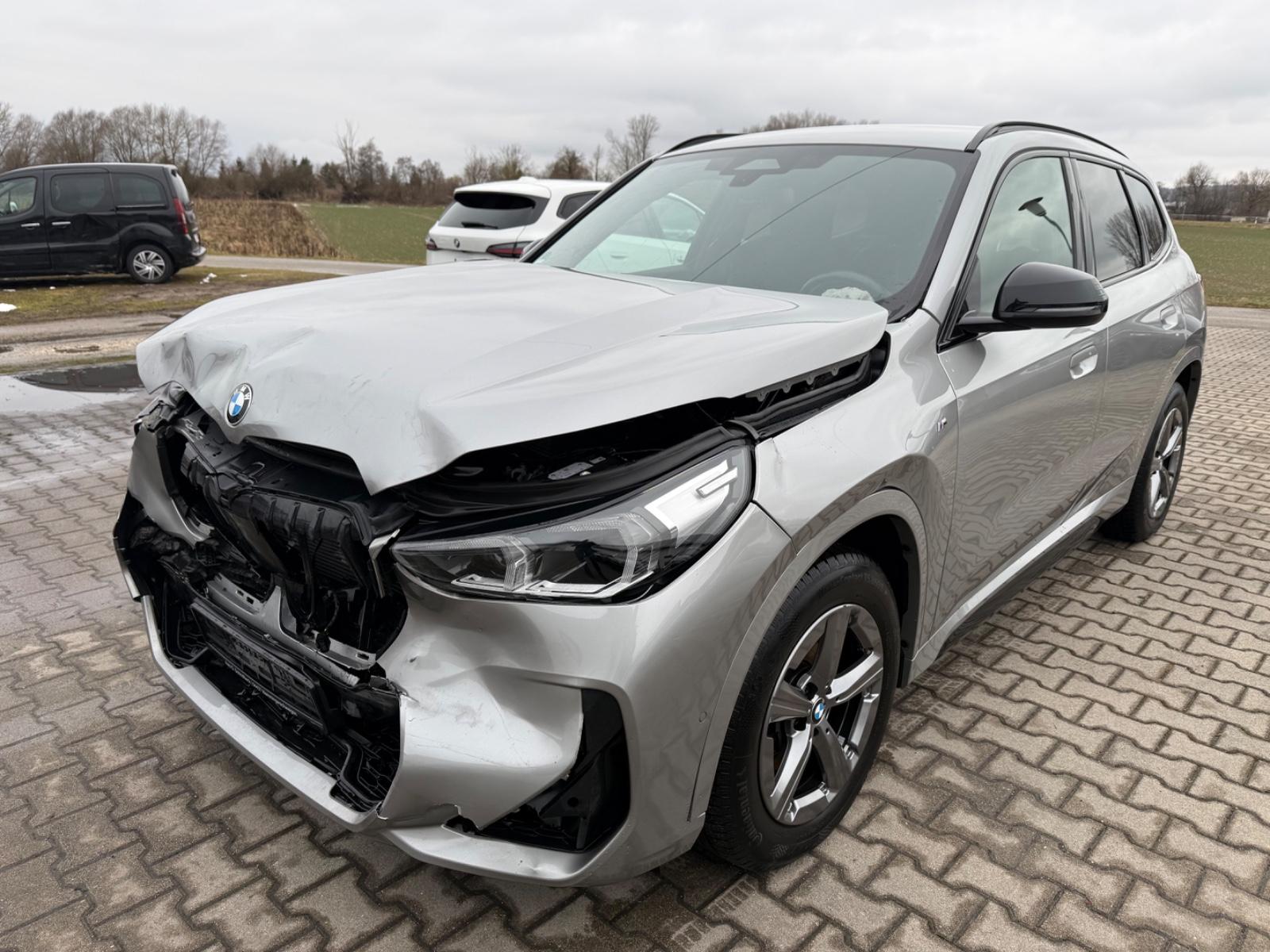BMW X1 18i sDrive M Sport U11 Aut./Sportsitz/AHK/LED
