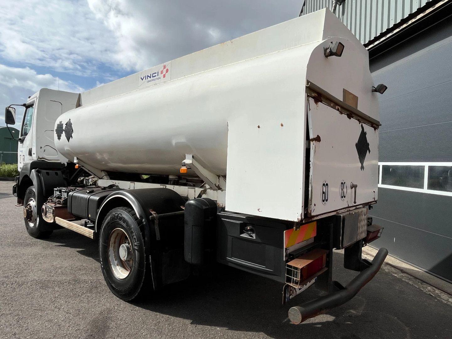 Renault Kerax 320 - FUEL TANK 10.295 liters - 4x4 - Spri