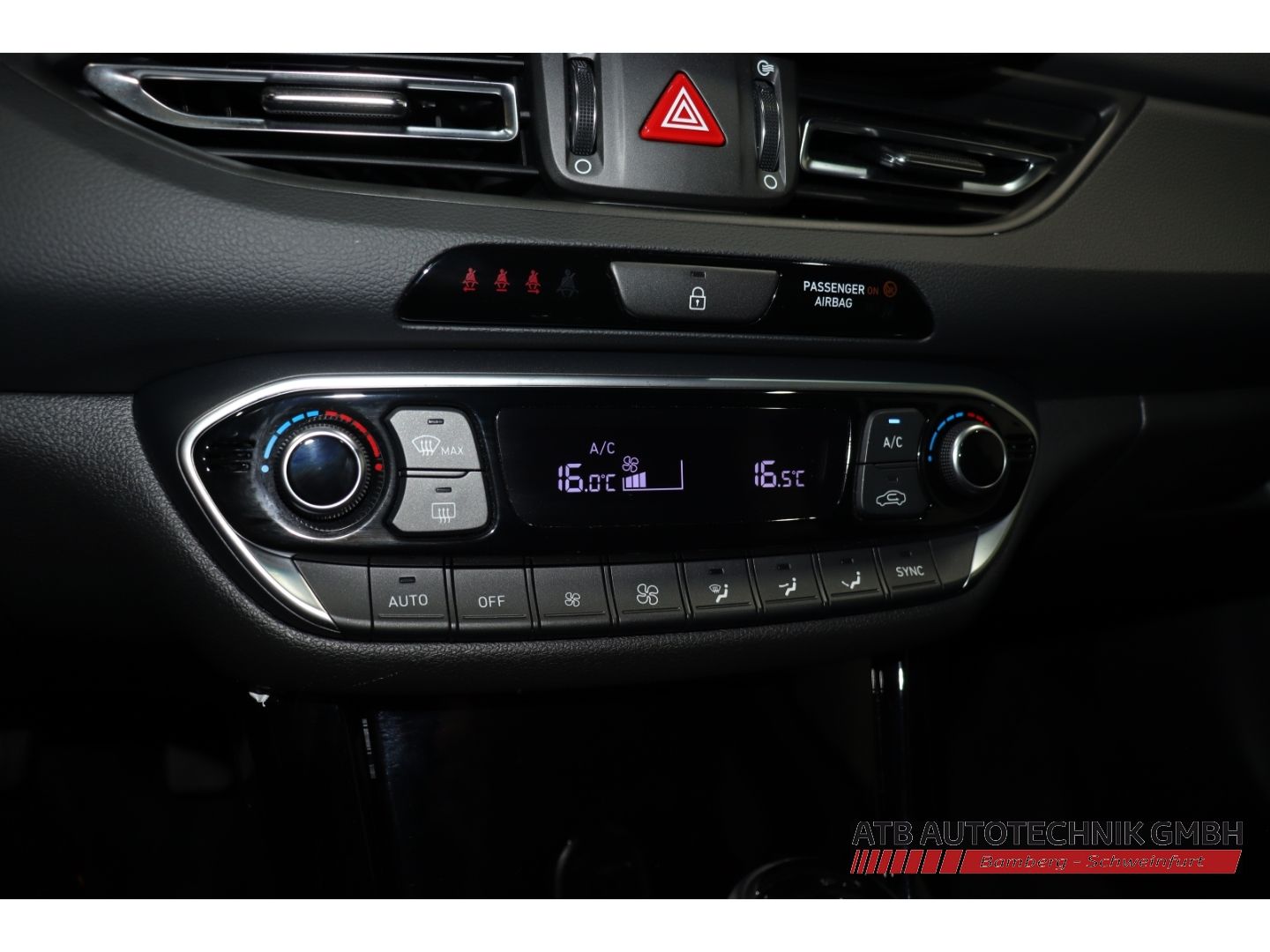 Fahrzeugabbildung Hyundai i30 Advantage 1.5 T-GDi 48V DCT Navi Apple CarPl