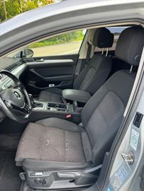 Volkswagen Passat Variant - 7