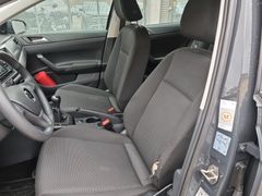 Fahrzeugabbildung Volkswagen Polo 1.0 Trendline PDC SHZ DAB+ KLIMA
