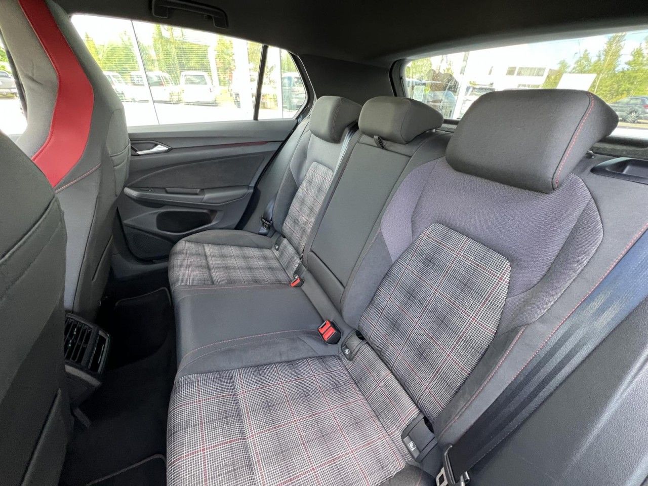 Volkswagen Golf - Bild 8