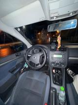 Volkswagen Auto golf 5 - Volkswagen Golf aus 2004: Golf5