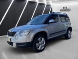 Skoda Yeti Ambition 4x4 Finanzierung Garantie - silberne Skoda Yeti