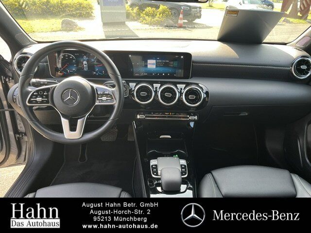 Fahrzeugabbildung Mercedes-Benz A 200 PROGRESSIVE/NIGHT/LED/PTS/NAVI/SHZ/18ZOLL