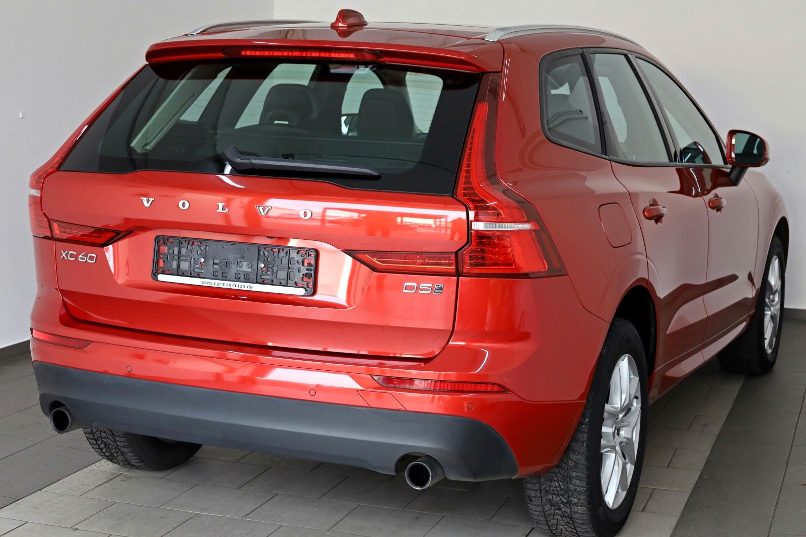 Fahrzeugabbildung Volvo XC60 Momentum AWD Leder,Navi,LED,Panorama,4xSH