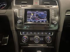 VW Golf GTI BMT Automatik Navi PDC Bi-Xenon SHZ