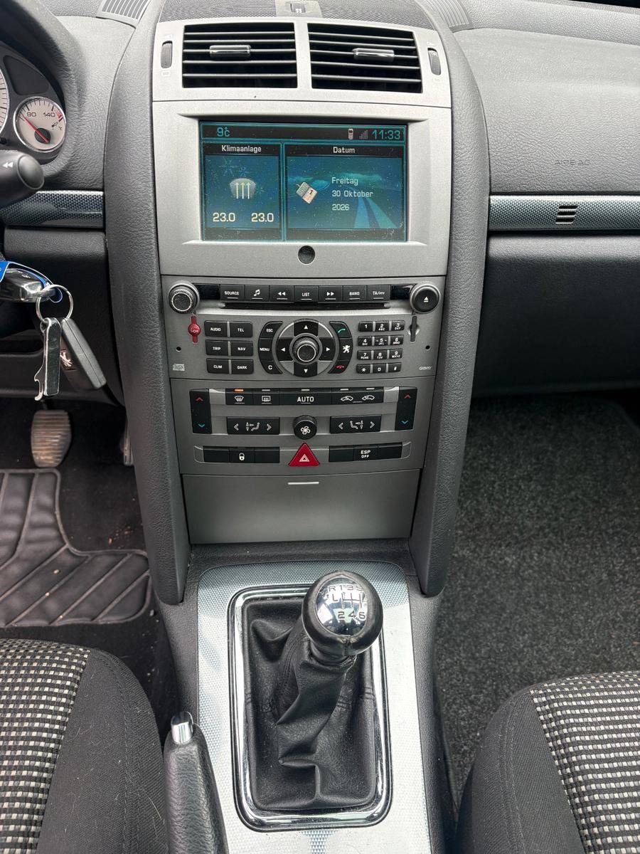 Peugeot 407 2004 — photo 16