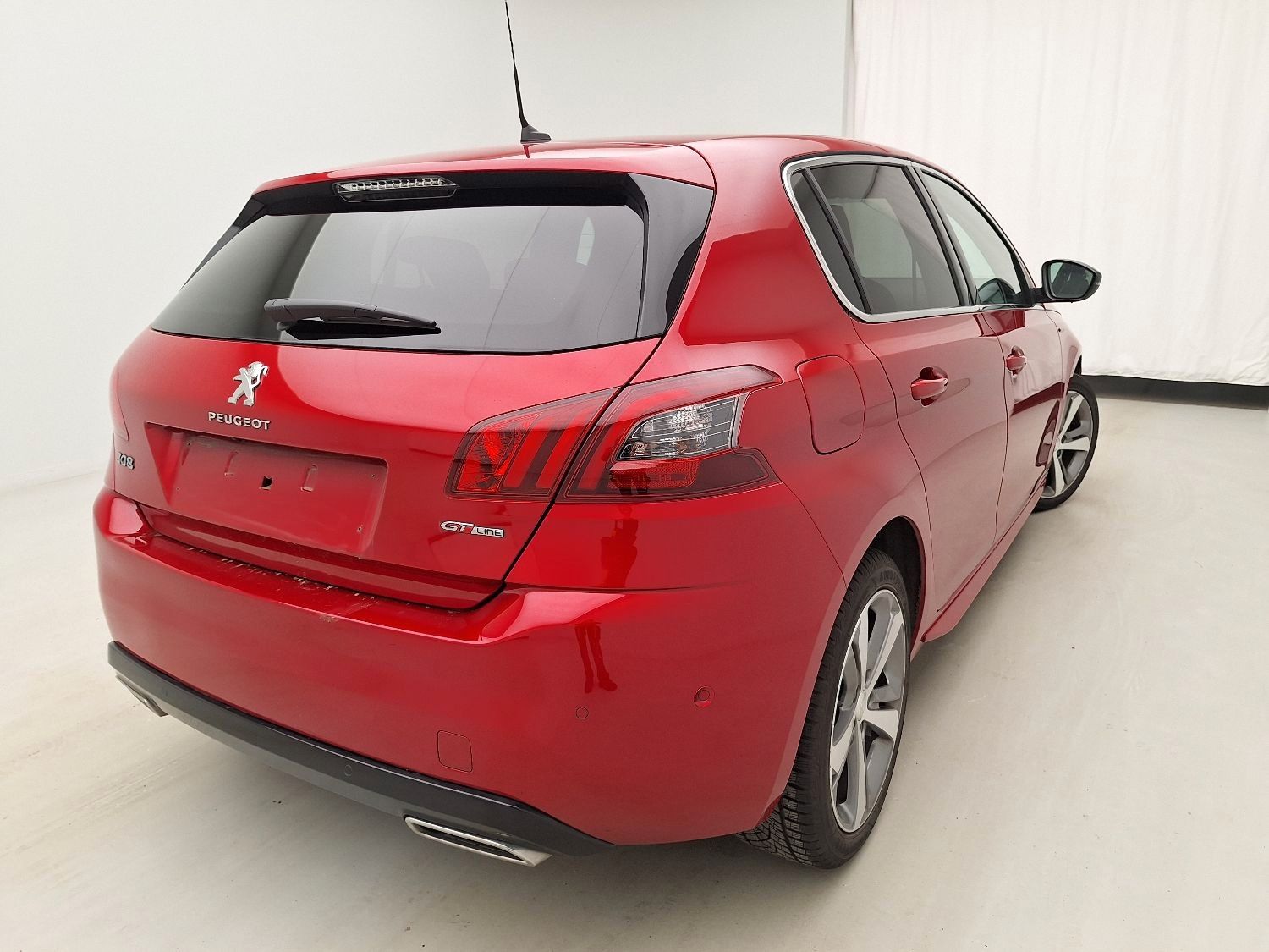 Fahrzeugabbildung Peugeot 308 GT 1.2T LED/NAVI/SHZ/ACC/17"ALU