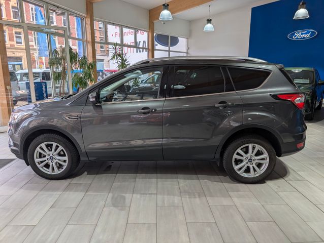 Ford Kuga Cool & Connect