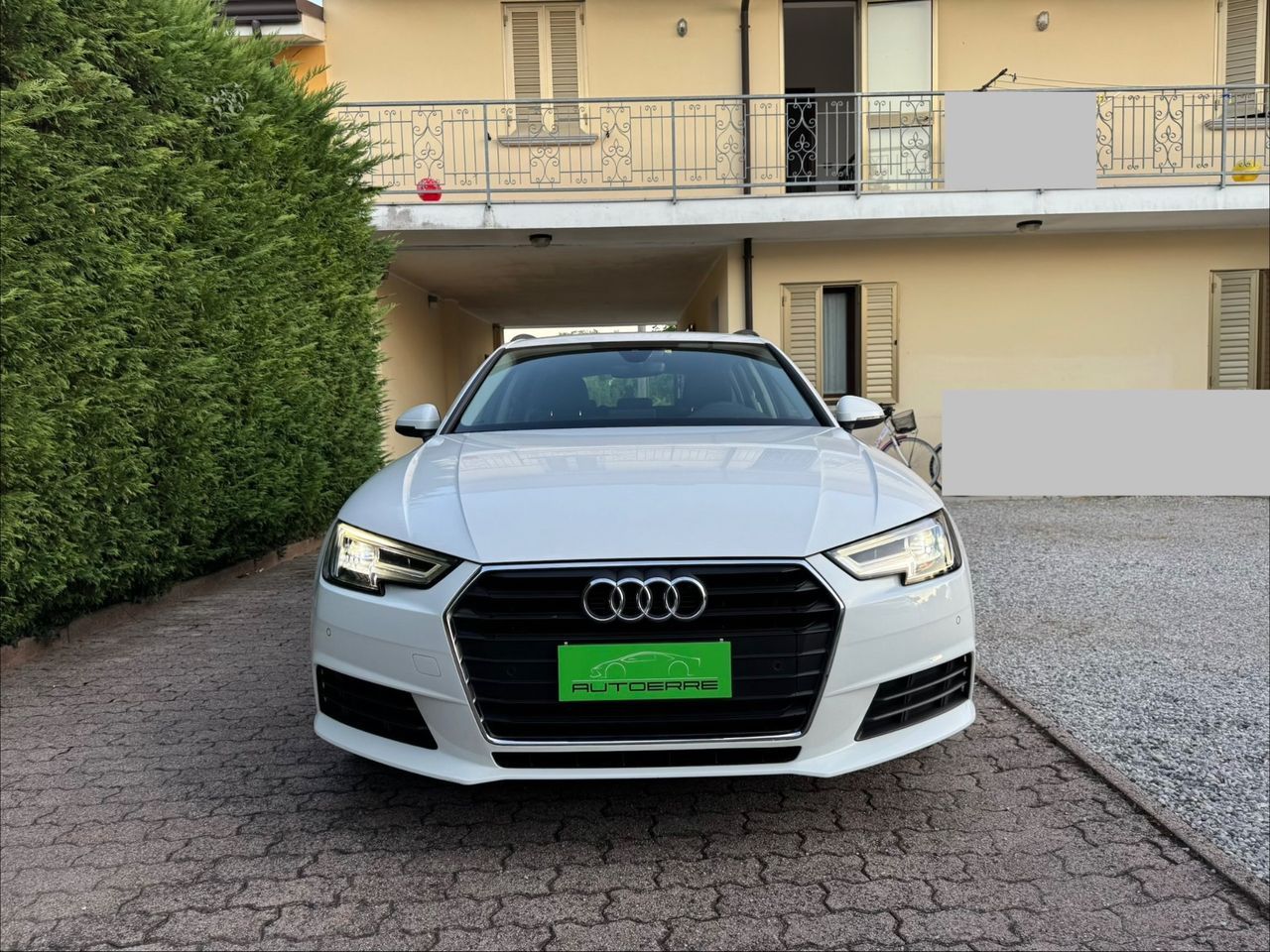 Audi A4 Avant 30 TDI S tronic Design imagem 3