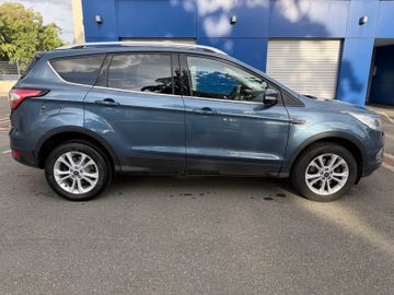 Ford Kuga - 8