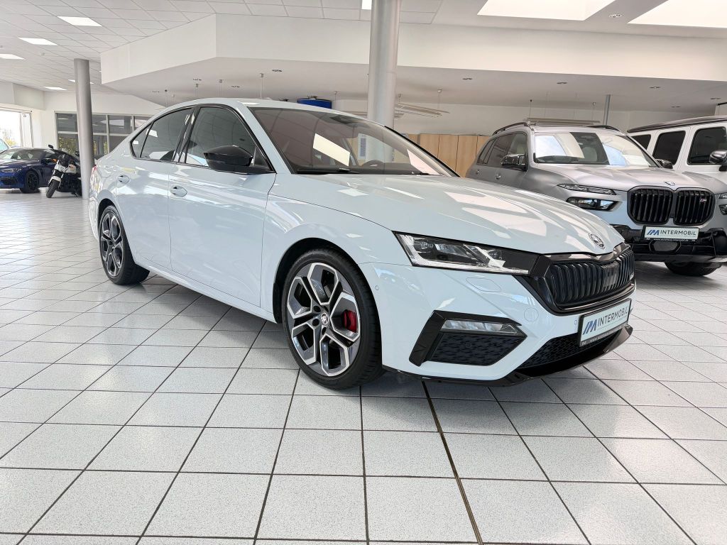 Skoda Octavia 2.0 TDI RS Plus 4x4*H-Up*Standhzg*Kamera