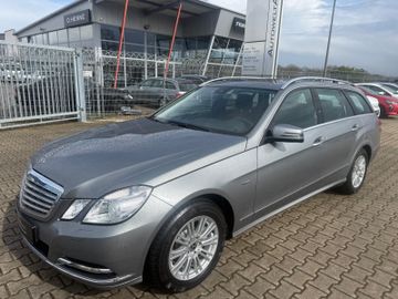 Mercedes E 200 - 1