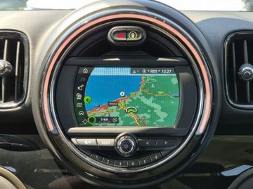 MINI One D Countryman - 11
