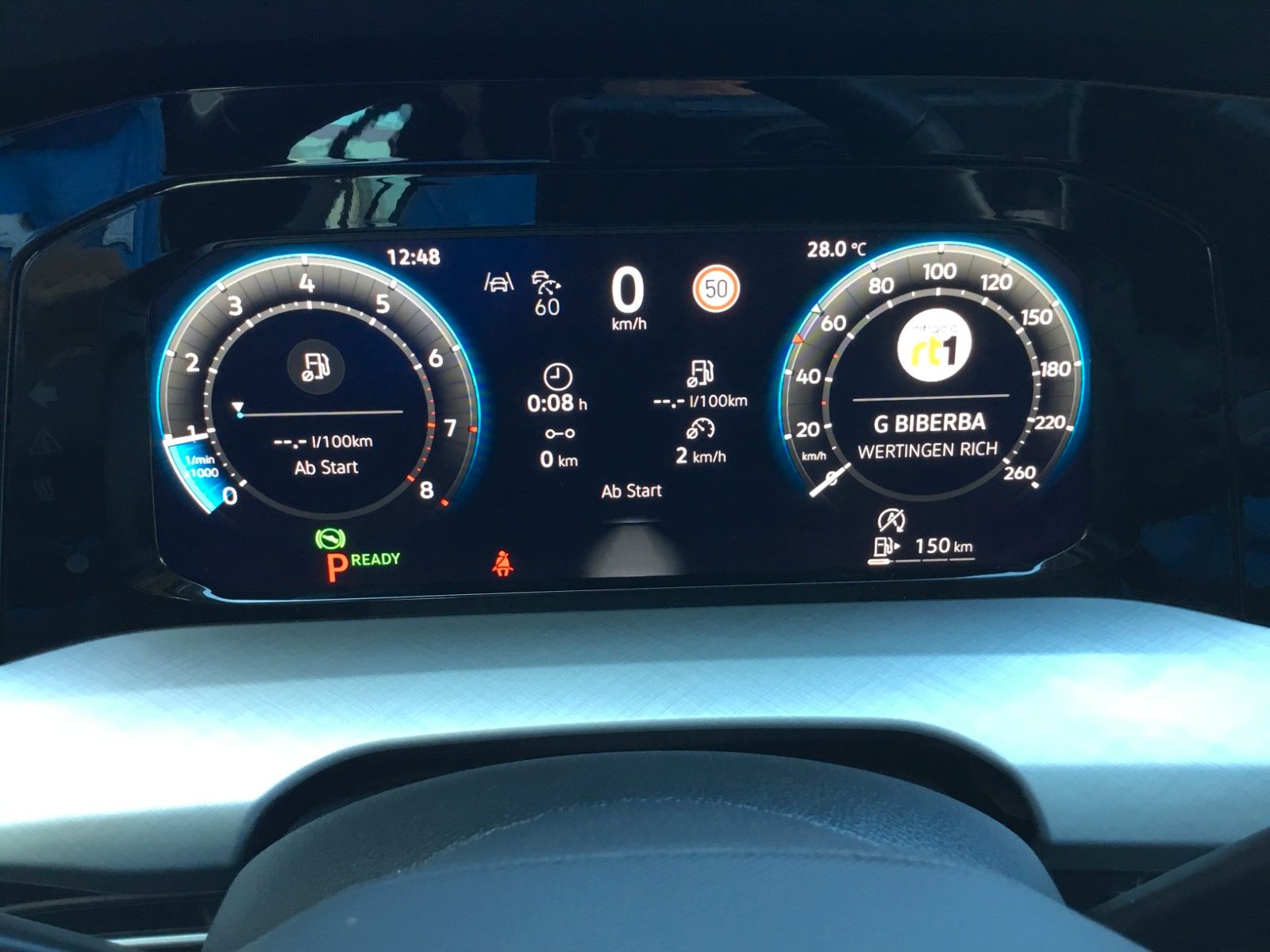 Fahrzeugabbildung Volkswagen Golf 1.5 eTSI DSG Life+AHK+LED+Kamera+Navi