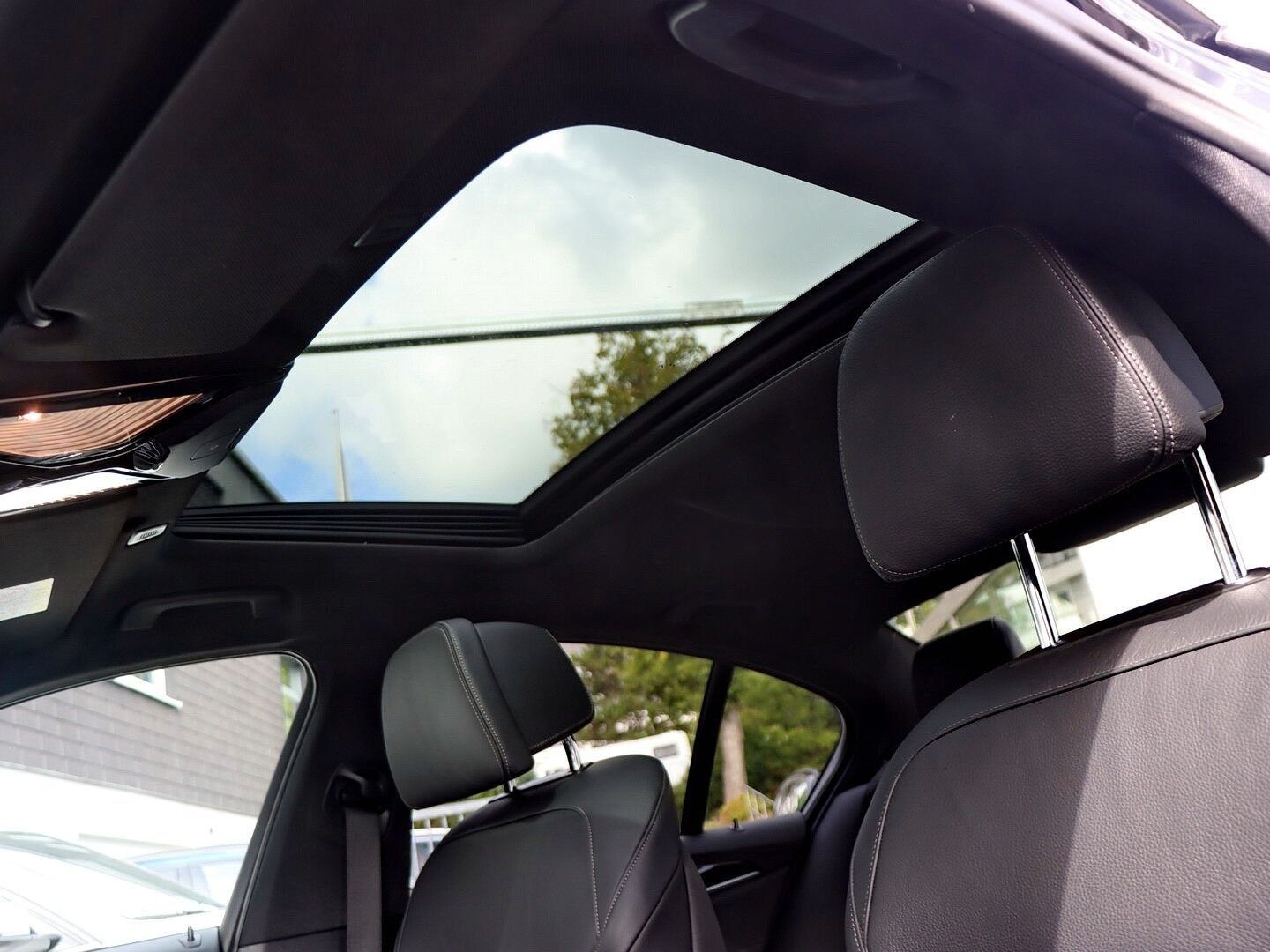 BMW 540i xDrive M Sport VOLL HuD - AHK - 19 LM - S foto 14