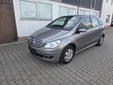 Mercedes-Benz B 150 - graue Mercedes-Benz B 150
