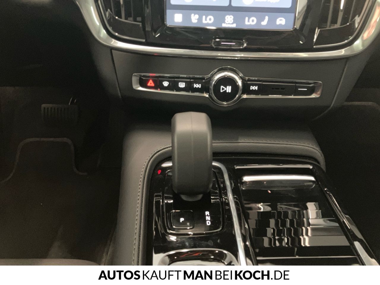 Volvo V90 T8 TE AWD Dark HUD 360° PANO BLIS H/K foto 11