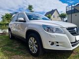 Volkswagen Tiguan 1.4 TSI BlueMotion Tech Sport & Style...