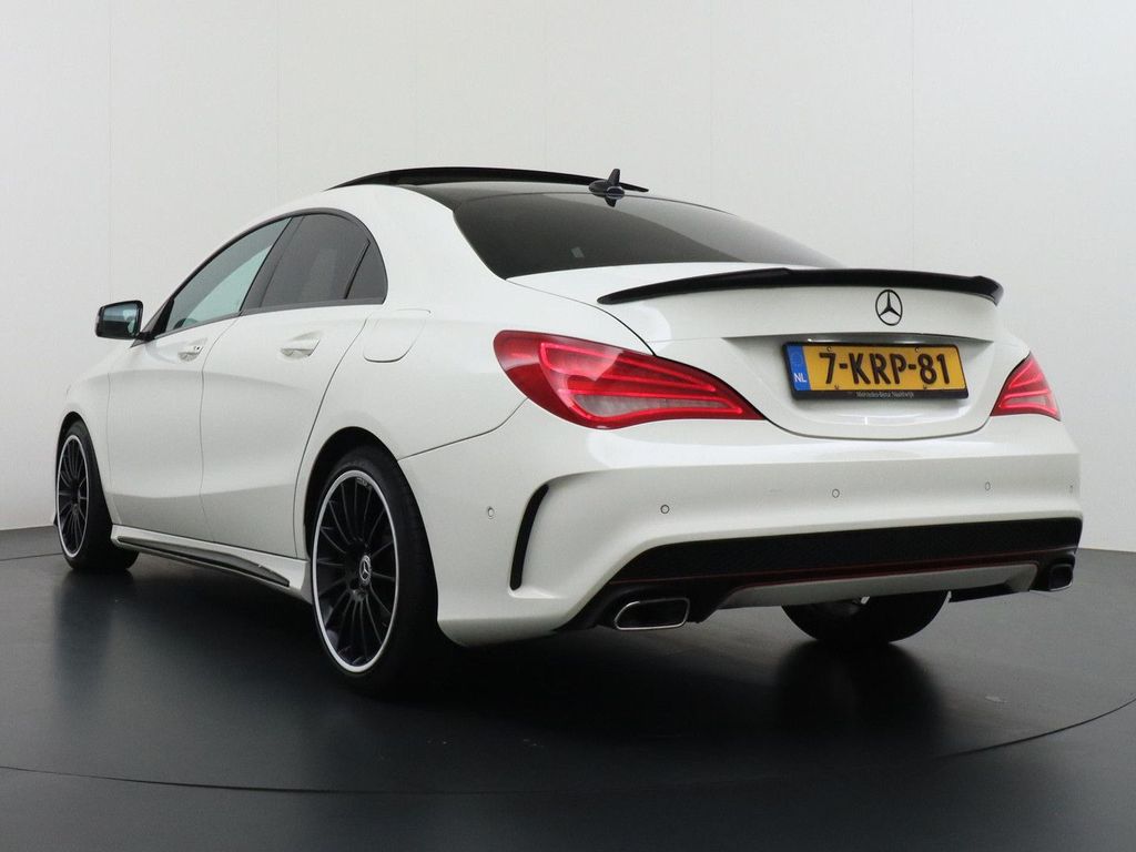 Mercedes-Benz CLA 200 Prestige AMG Styling panorama dach Leder