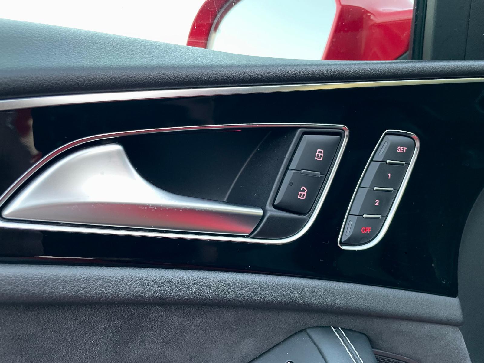 Audi A6 Avant 2.0 TFSI quattro*S line*Pano*DAB*Matrix