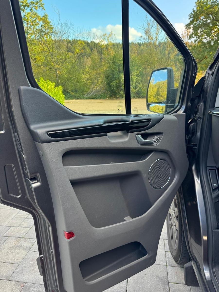 Ford Tourneo Custom Titanium X