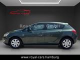 Opel Astra J Lim. Edition KLIMA*TEMPOMAT*ALLWETTER*! - Opel Astra aus 2011: J