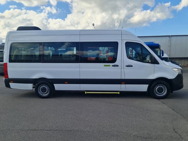 Mercedes-Benz Sprinter III Tourer 9-Sitze Behindertengerecht !