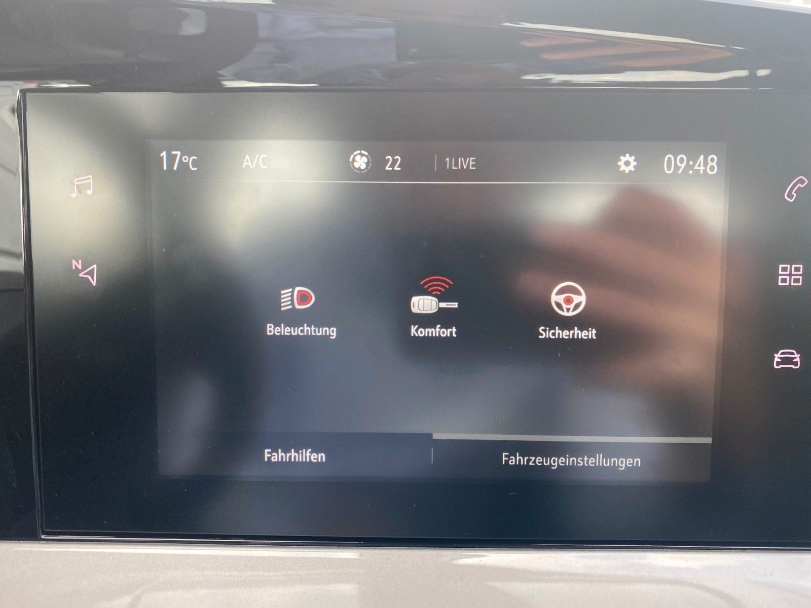 Fahrzeugabbildung Opel Mokka 1.2 Turbo 74kW Edition+ACC+LED+APP CONNECT