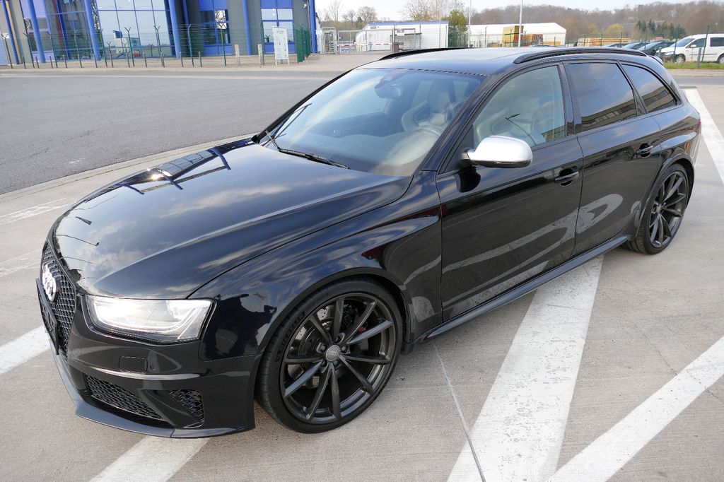 Audi RS4