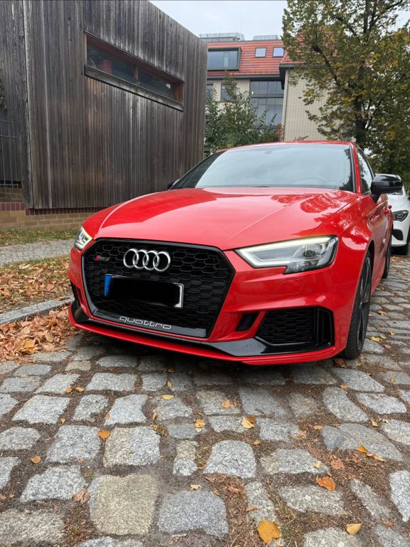 Image of Audi RS3