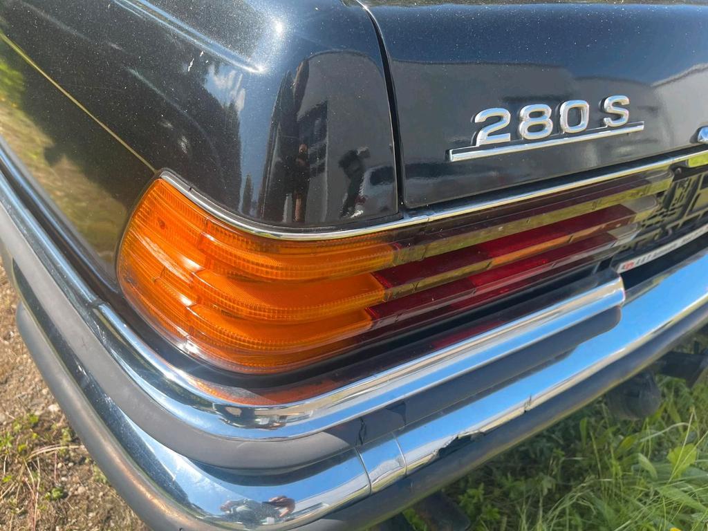 Mercedes-Benz 280